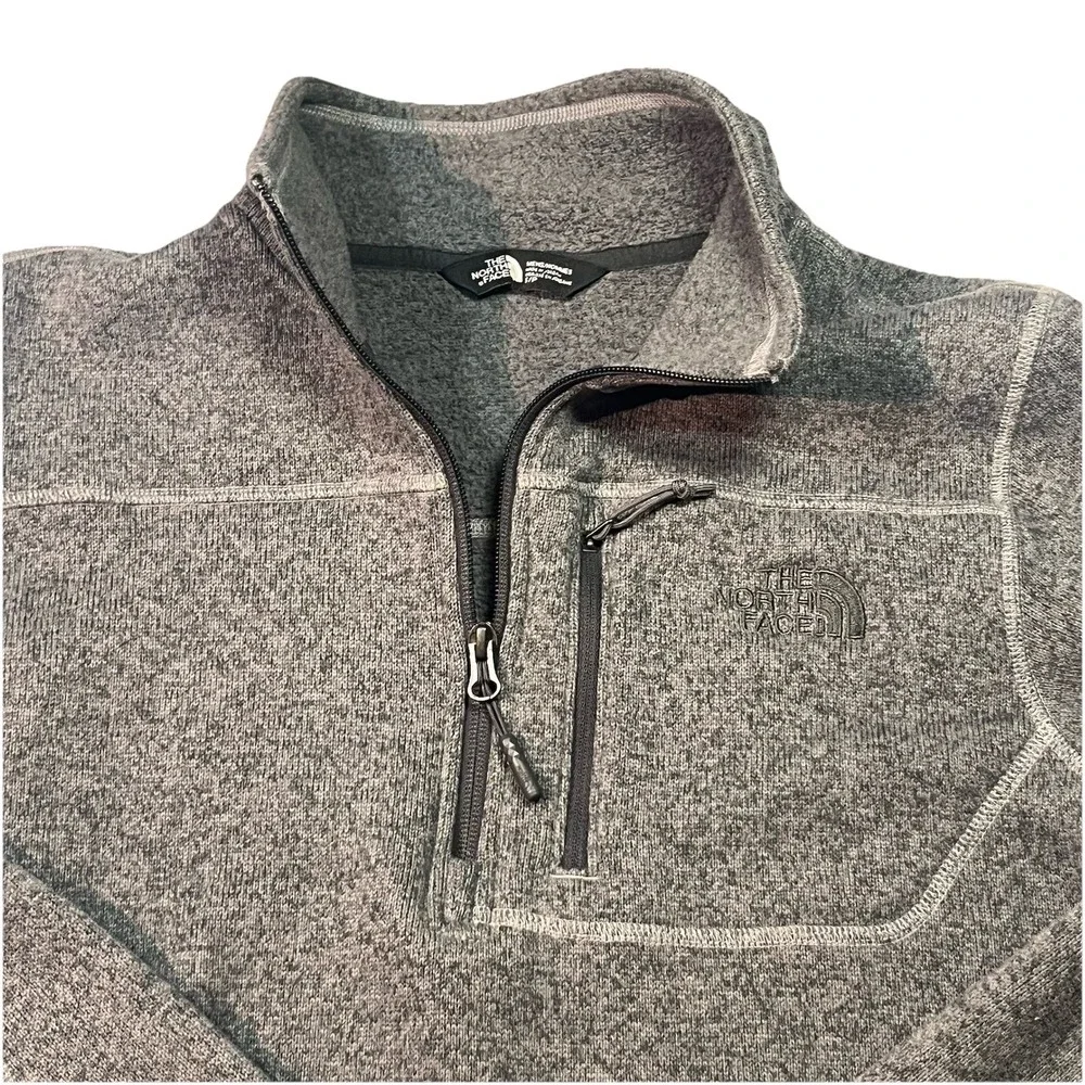 The North Face Men's 1/4 Zip Size Small Grey Granite EUC‎